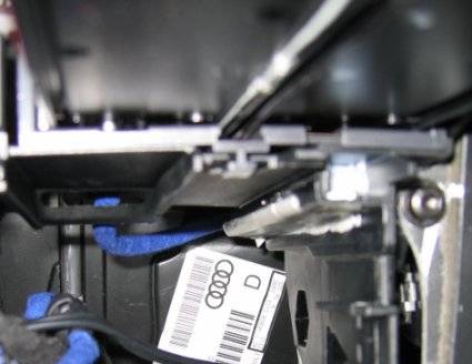 ipod_45_kf.jpg ipod_45_kf.jpg