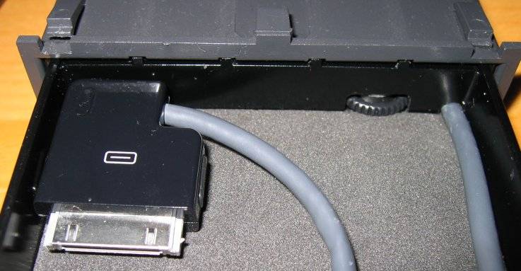 ipod_31_kf.jpg ipod_31_kf.jpg